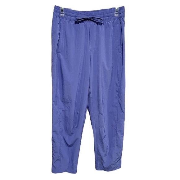 Athleta Lightweight Arrival Pant Size 4 Adonis Purple Cropped Loose Fit Pockets - Picture 1 of 8